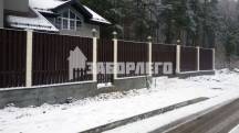 Деревянный забор с освещением Деревянный забор с освещением